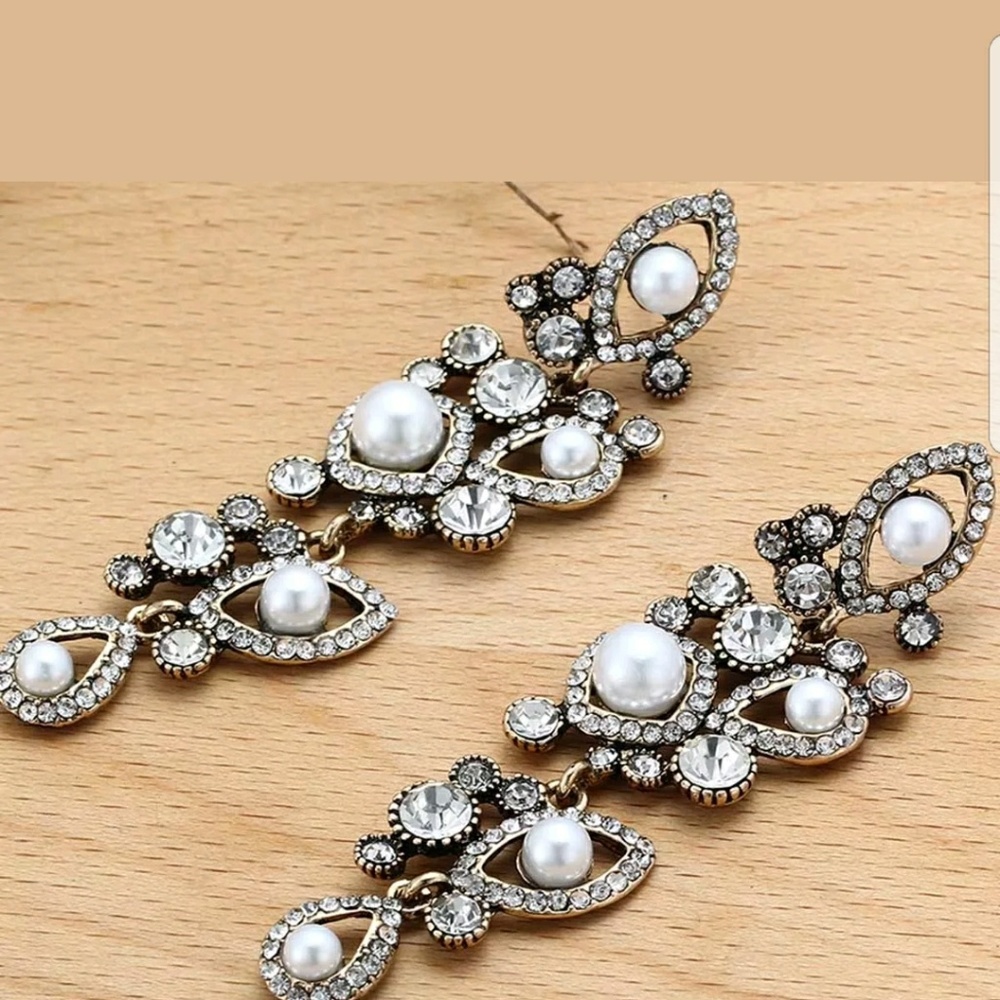 Multi Crystal Rhinestone Silver Plated Long Eardin